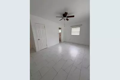 1790 Russell Drive N, Saint Petersburg, FL 33710 - Photo 8