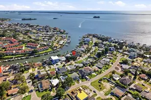 567 Baywood Dr S, Dunedin, FL 34698 - Photo 22