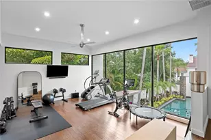 2515 W Shell Point Rd, Tampa, FL 33611 - Photo 32