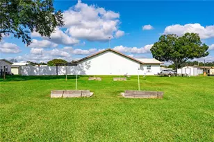 36428 Malibu Way, Zephyrhills, FL 33541 - Photo 46