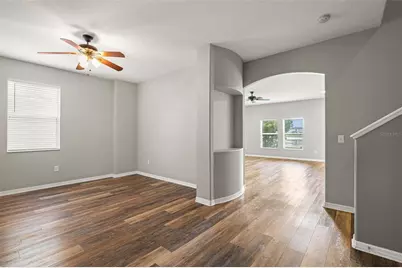 10284 Newminster Loop, Ruskin, FL 33573 - Photo 6