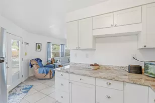 12109 Forest Hills Dr, Tampa, FL 33612 - Photo 52