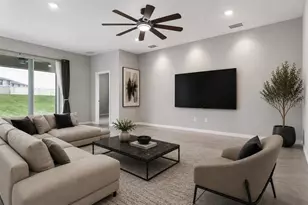9845 Shoreline Vw Wy, Wesley Chapel, FL 33545 - Photo 6