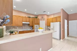 17823 Arbor Creek Dr, Tampa, FL 33647 - Photo 16