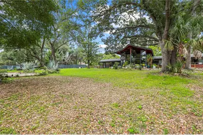 10134 White Trout Lane, Tampa, FL 33618 - Photo 42