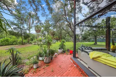 10134 White Trout Lane, Tampa, FL 33618 - Photo 38