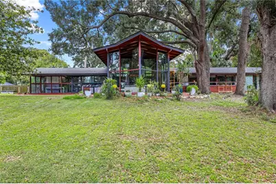 10134 White Trout Lane, Tampa, FL 33618 - Photo 1