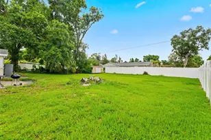 2109 W Erna Dr, Tampa, FL 33603 - Photo 26