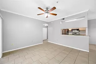 5612 Pinnacle Heights Cir, Tampa, FL 33624 - Photo 10