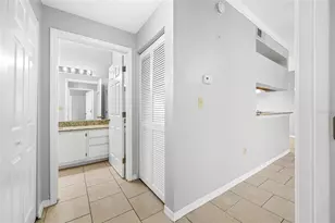 5612 Pinnacle Heights Cir, Tampa, FL 33624 - Photo 16