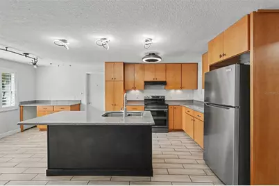 986 Lexington Drive, Dunedin, FL 34698 - Photo 4