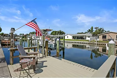 4152 13th Lane NE, Saint Petersburg, FL 33703 - Photo 4