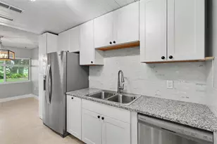 1208 Highland Ave SE, Largo, FL 33771 - Photo 10
