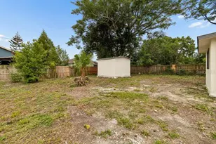 203 Pevetty Dr, Plant City, FL 33563 - Photo 22