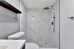 9940 7th Way N, Saint Petersburg, FL 33702 - Photo 32