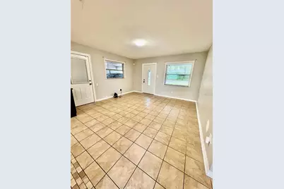 2609 E 98th Avenue, Tampa, FL 33612 - Photo 10