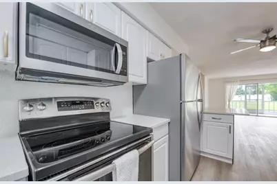 3717 S 46th Avenue S #8, Saint Petersburg, FL 33711 - Photo 40