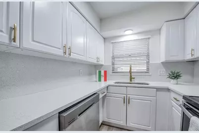 3717 S 46th Avenue S #8, Saint Petersburg, FL 33711 - Photo 42