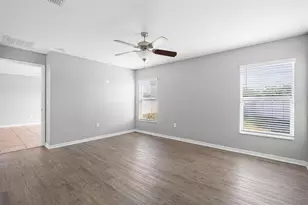 6810 Trent Creek Dr, Sun City Center, FL 33573 - Photo 22
