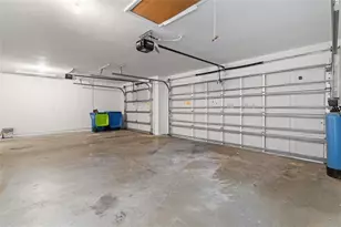31421 Anniston Dr, Wesley Chapel, FL 33543 - Photo 28