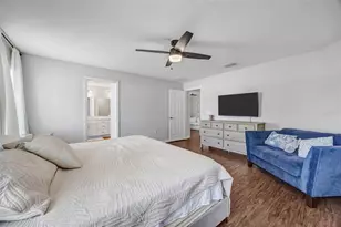 6969 Abbywood Ln, Zephyrhills, FL 33541 - Photo 24