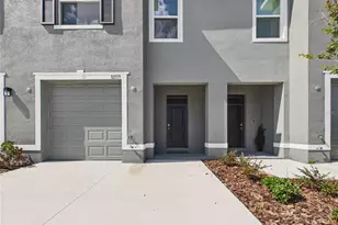32519 Welling Blade Loop, Wesley Chapel, FL 33545 - Photo 2