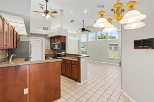13037 Everard Dr, Spring Hill, FL 34609 - Photo 12