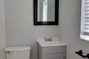 330 20th Ave S, Saint Petersburg, FL 33705 - Photo 18