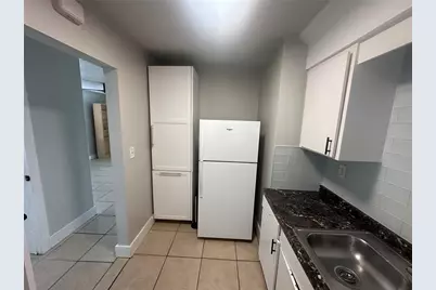 330 20th Avenue S, Saint Petersburg, FL 33705 - Photo 6