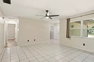 442 Evergreen Dr, Oldsmar, FL 34677 - Photo 10