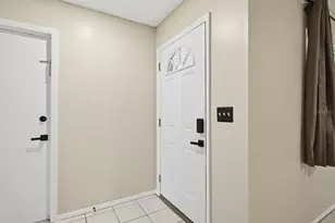 442 Evergreen Dr, Oldsmar, FL 34677 - Photo 6