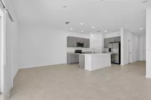 16637 Bergamo Pl, Bradenton, FL 34211 - Photo 8