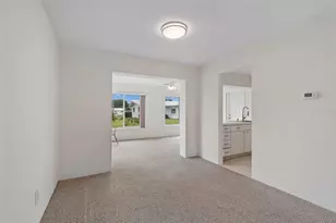 14142 90th Ave, Seminole, FL 33776 - Photo 10