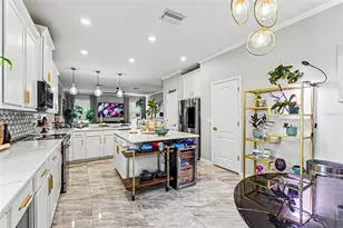 10511 Avian Forrest Dr, Riverview, FL 33578 - Photo 12