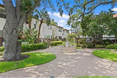 1114 Shipwatch Circle, Tampa, FL 33602 - Photo 48