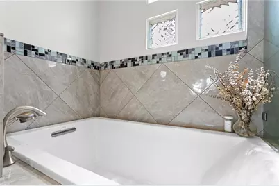 1114 Shipwatch Circle, Tampa, FL 33602 - Photo 40