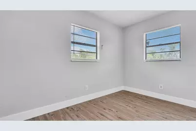 2551 26th Avenue S, Saint Petersburg, FL 33712 - Photo 18