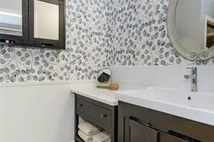 209 Los Prados Dr, Safety Harbor, FL 34695 - Photo 22