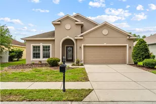 11059 Belle Haven Dr, New Port Richey, FL 34654 - Photo 2