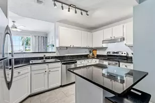 501 Knights Run Ave, Tampa, FL 33602 - Photo 6
