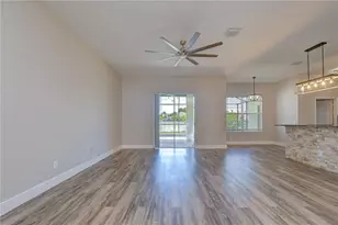 2804 Abbey Grove Dr, Valrico, FL 33594 - Photo 8