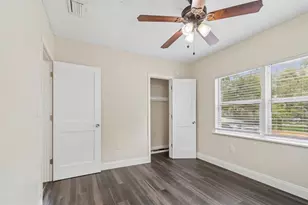 725 21st Ave S, Saint Petersburg, FL 33705 - Photo 36