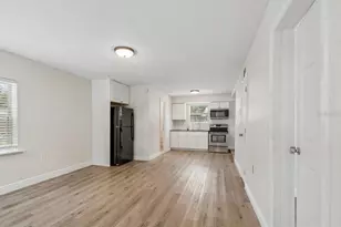 725 21st Ave S, Saint Petersburg, FL 33705 - Photo 8