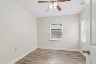 725 21st Ave S, Saint Petersburg, FL 33705 - Photo 14