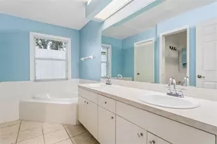 19511 Wyndmill Cir, Odessa, FL 33556 - Photo 14