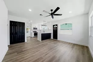 5530 2nd Ave N, Saint Petersburg, FL 33710 - Photo 8