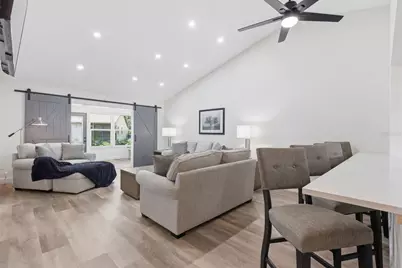 6623 Aspen Court, Zephyrhills, FL 33542 - Photo 4