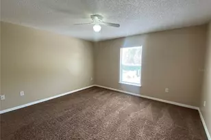 30302 Double Dr, Wesley Chapel, FL 33545 - Photo 18