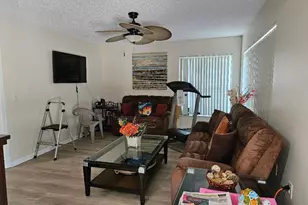708 Brannen Cir, Sun City Center, FL 33573 - Photo 22