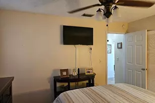 708 Brannen Cir, Sun City Center, FL 33573 - Photo 22